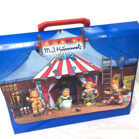 Dishes 3 Piece Set M. J. Hummel “Looking Around” - Picture 2 of 16